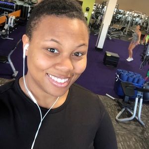 Meet your Posher, Charli